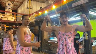 KE HUANUM MARKET DILAYANIN PRIA BEROTOT