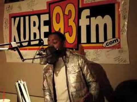 Raheem DeVaughn sings "Bulletproof" a capella on KUBE 93