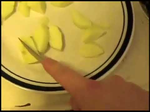 apple gravy sandwich