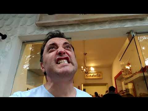 Llegar con la mamá a comprar zapatos en Caduto | Andrés López