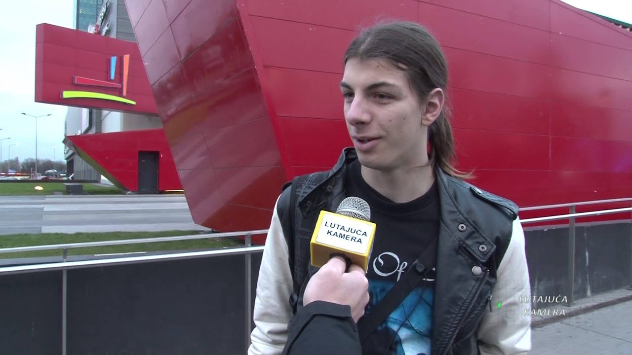 Lutajuća Kamera - Anketa - Da li ste za ulazak u EU? prvi deo