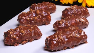 Glasierter Hüttenkäse mit Schokolade und Nüssen: Schnelles Dessert-Rezept