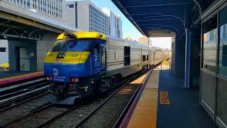 LIRR: DM30AC 518/509 + 7-Car C3 Set on Montauk Branch Train 2712 Departing Jamaica