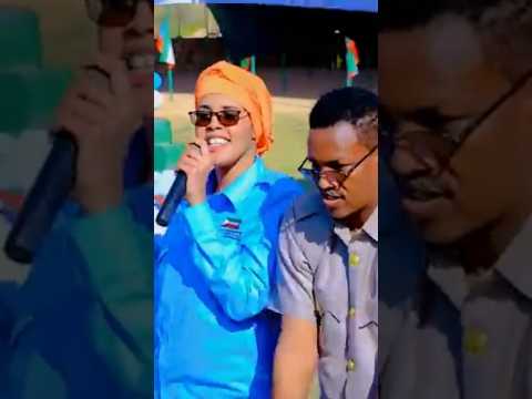 Dhaanto Cusub Muxuyidiin Shaahid Ft Filsan Qurux Nacabkena Dudura Sida Dadkoo