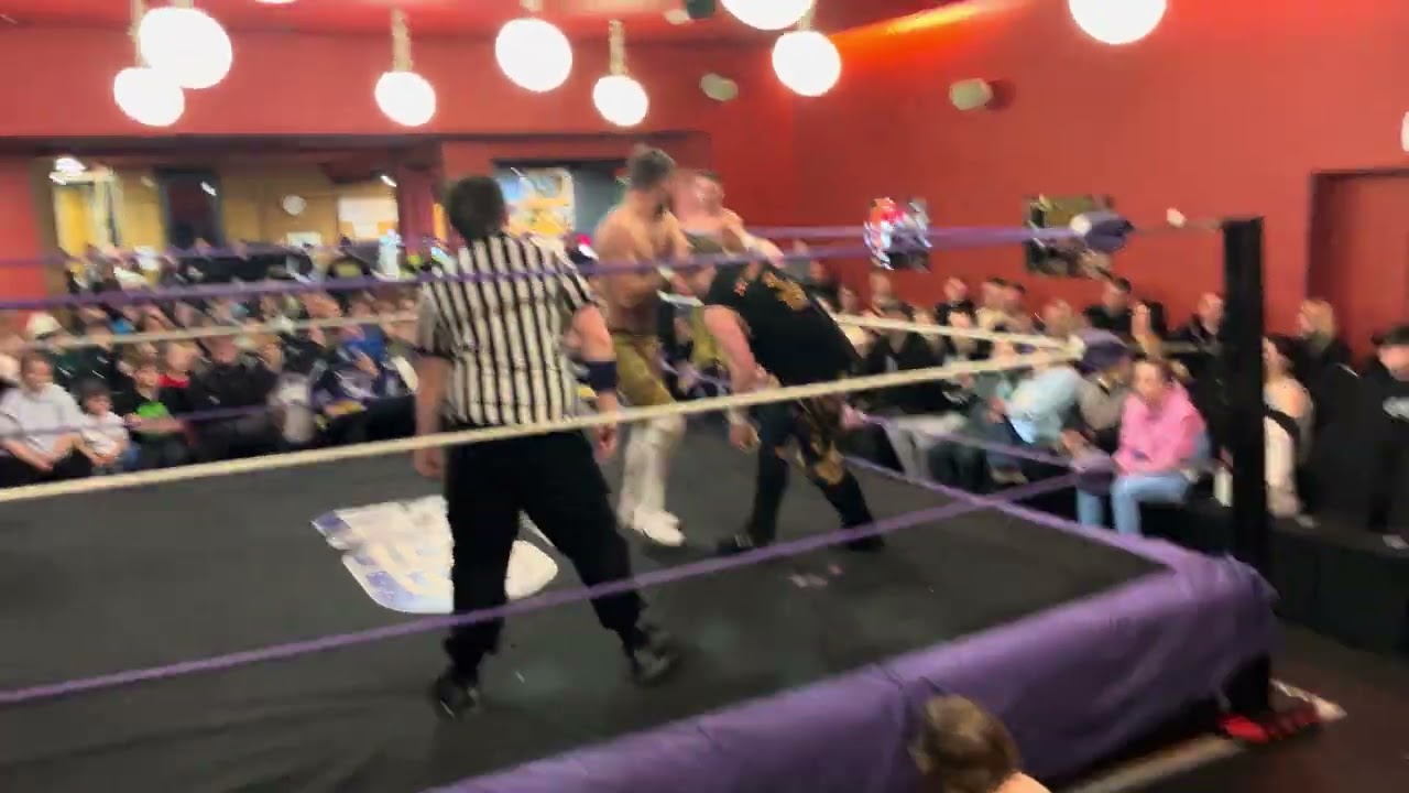 Freshnas vs VL-Halla at Attitude pro wrestling Ruggy rumble 