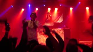 Dizzy Wright - Still Movin/ Can't Trust Em (live)