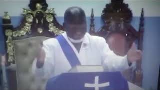 BABA Bishop B Shezi enikeza ngendlela yamaxilongo
