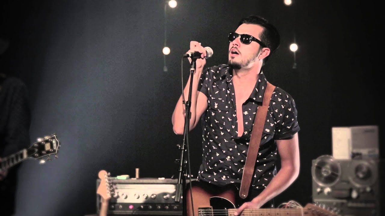 Midnight Stroll live at The Good Music Club - with Black Fret