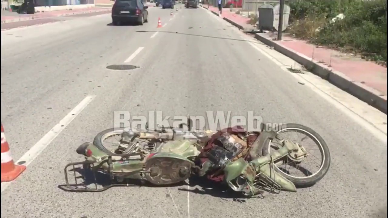 Aksident në Kavajë, makina përplas motoçiklistin, pamje nga vendngjarja