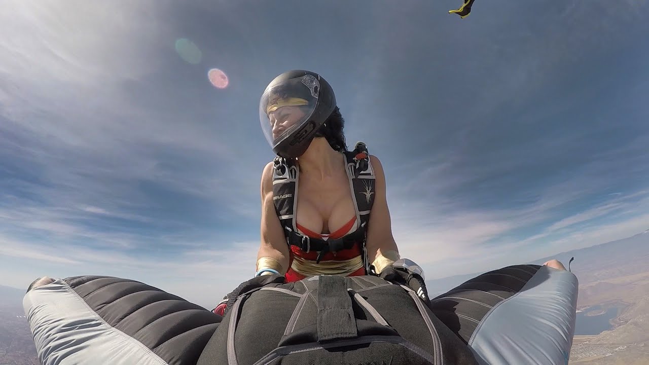 Wingsuit Rodeo - 00590