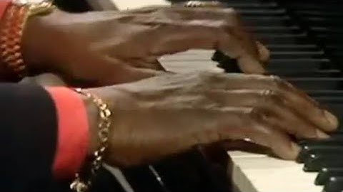 Oscar Peterson & Count Basie - Jumpin