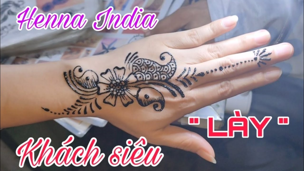 Du lịch Vũng Tàu - Vẽ Henna Ấn Độ gặp khách siêu 
