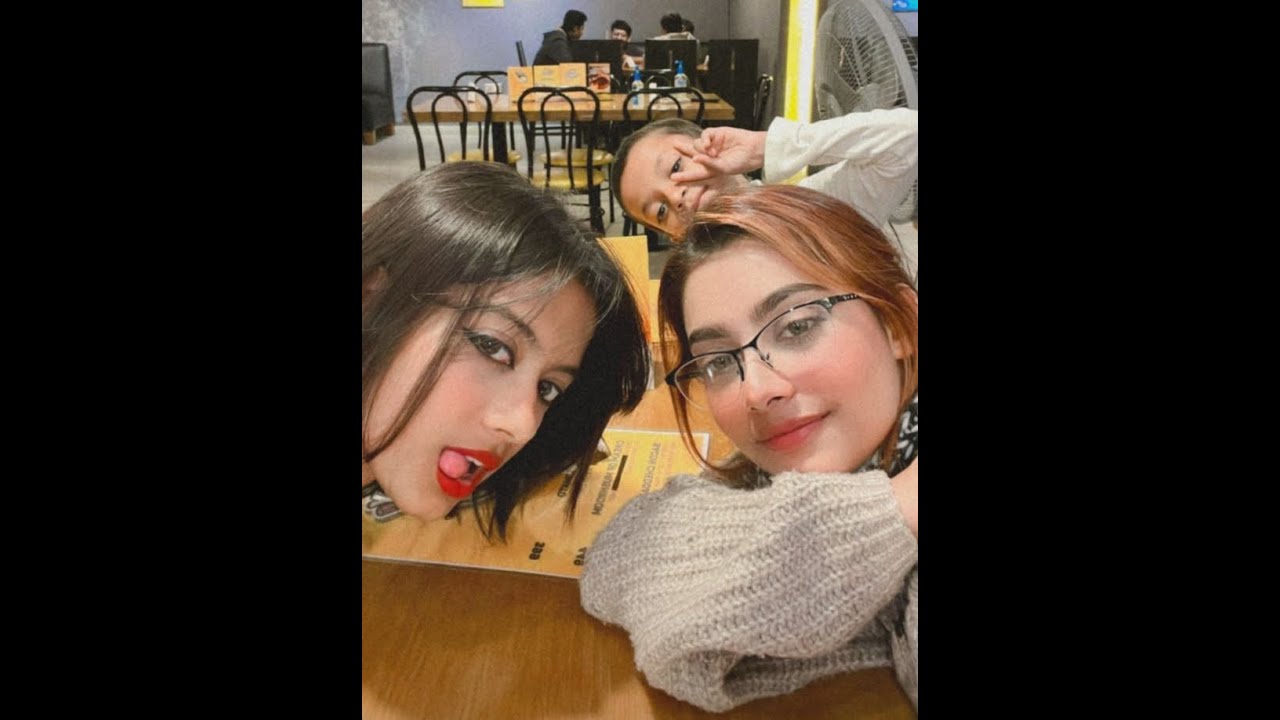 Vlog #1  help out a noob vlogger by checking out her vlog 