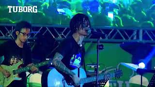 Raymond ( Idiots ) - ေသလို႔ရတယ္ (Tuborg Music Festival) chords