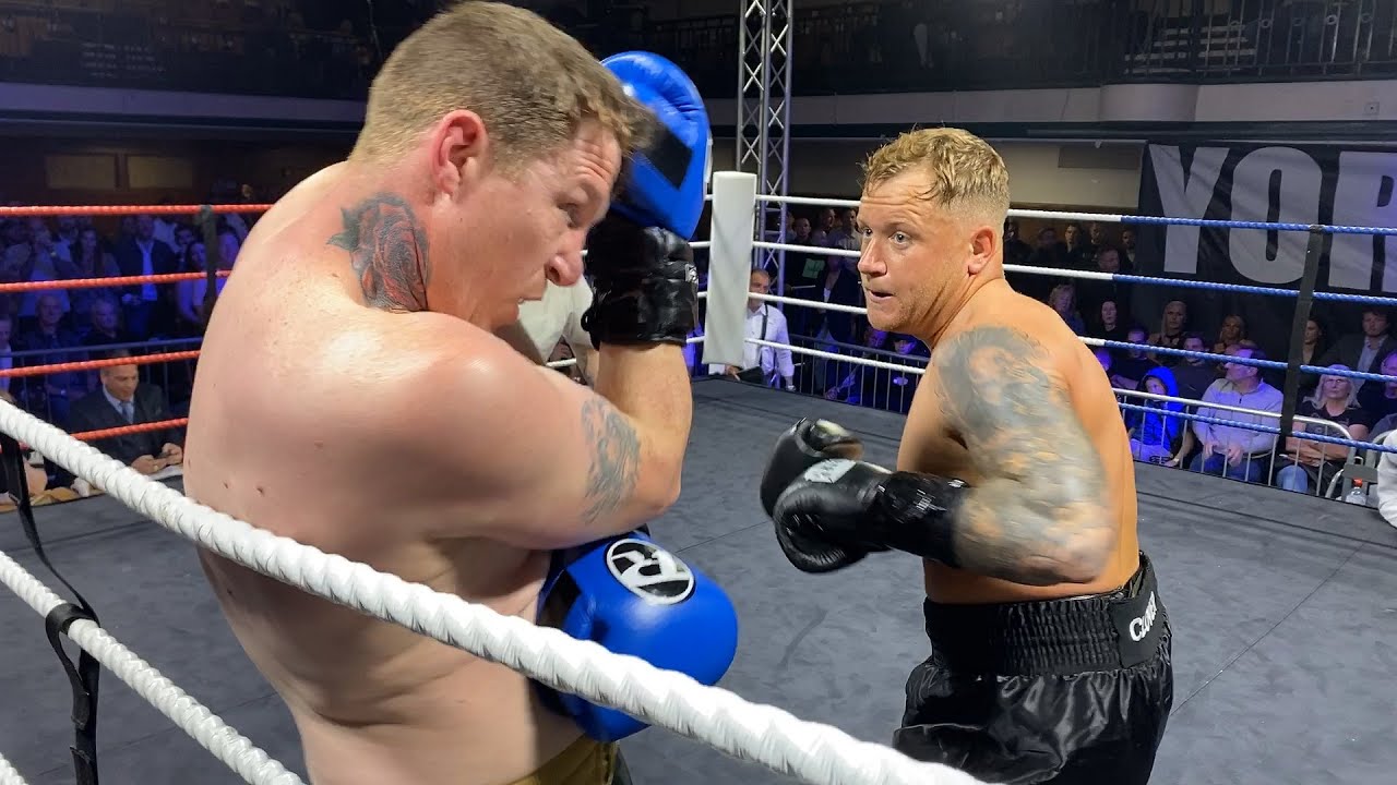 Jarred Clover v Timmy Pappa! Tough IBA Fight at York Hall!