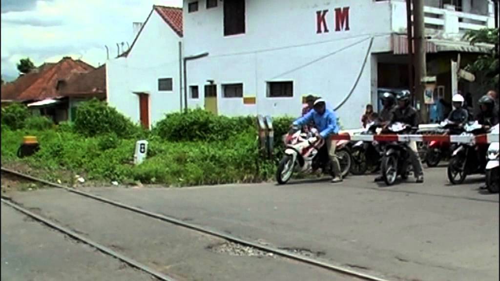 Iklan Layanan Masyarakat Kereta Api ( Cepy R Nugraha )