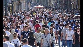 Tüi̇k Türkiye Nüfusu 31 Aralık 2018 Tarihi Itibarıyla 82 Milyon 3 Bin 882 Kişi Oldu