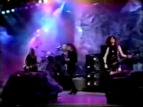 The Bangles "Walk Like an Egyptian"/ "Walking Down Your Street" live