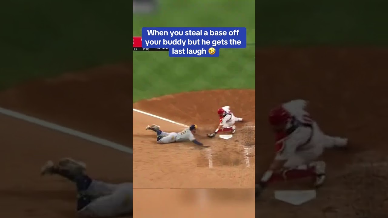 No words spoken, but they know exactly what’s going on 😂