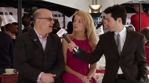 Rob Barnett and Grace - 2010 Streamy Awards Red Carpet