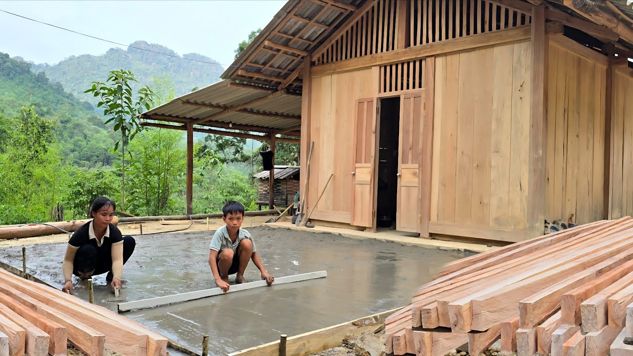 TIME LAPSE: Woman builds bamboo fence to release pigs and builds new house | Lý Thương country life