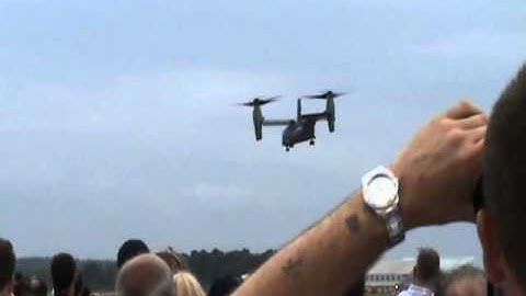 V-22 Osprey Flying Display at Farnborough Airshow 2006 - part 3