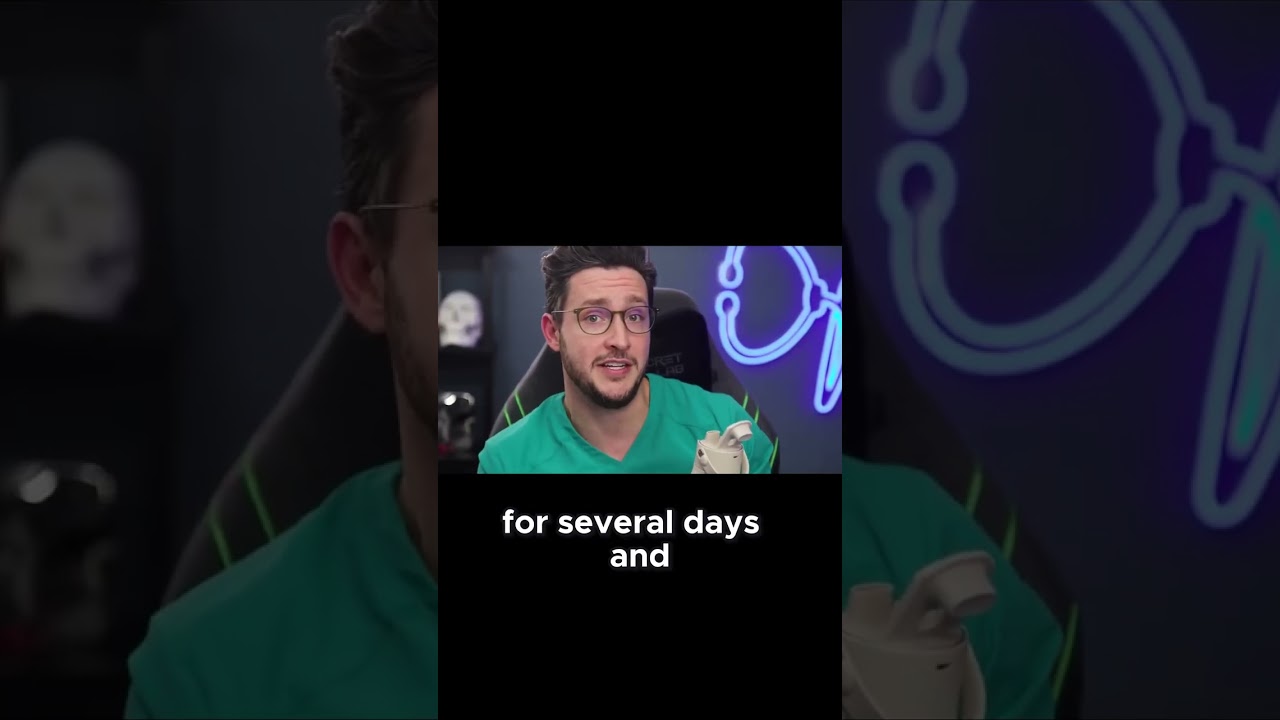 Stay Hydrated and Healthy with This Self-Cleaning UV Water Bottle!