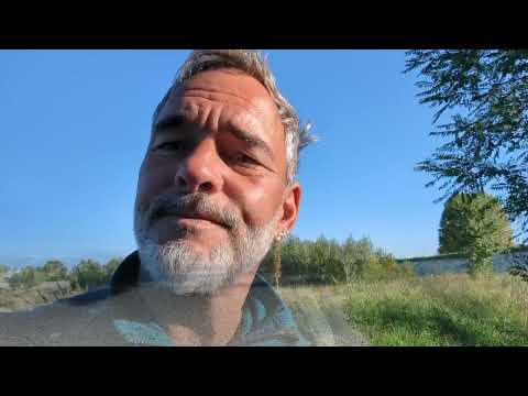 English Video Diary of my hike around the world