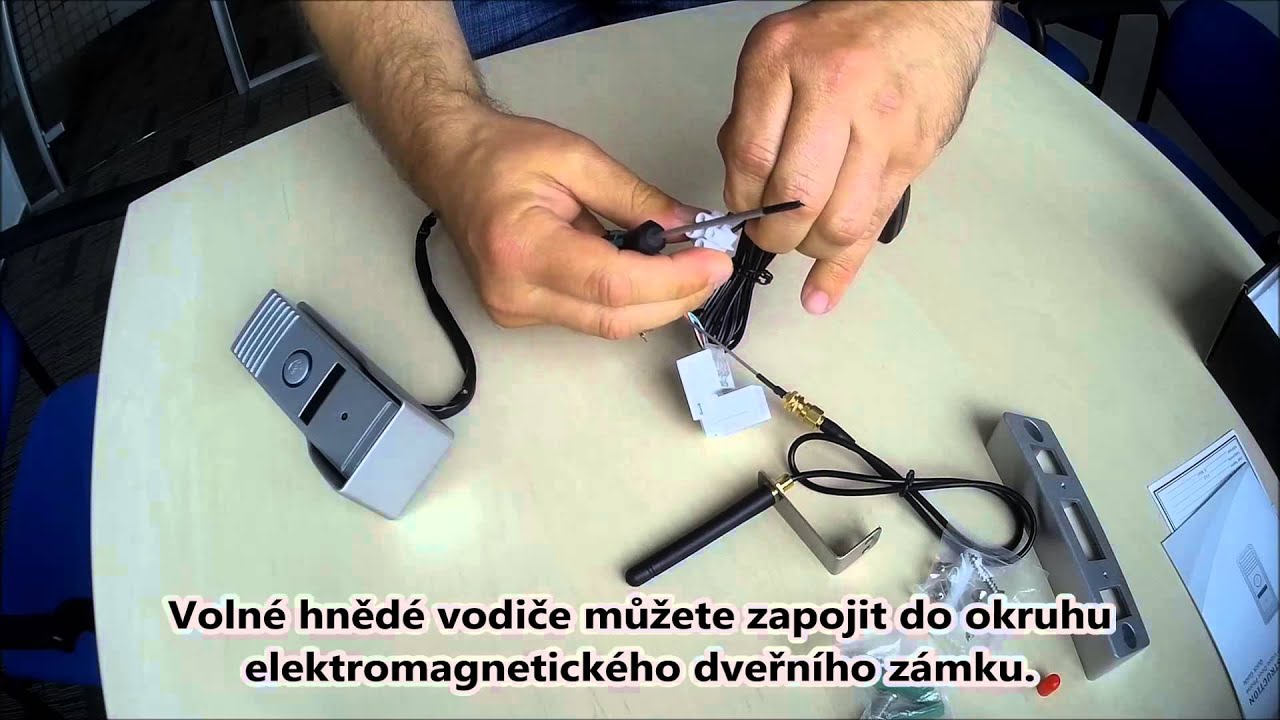 Jak zapojit IP telefon?