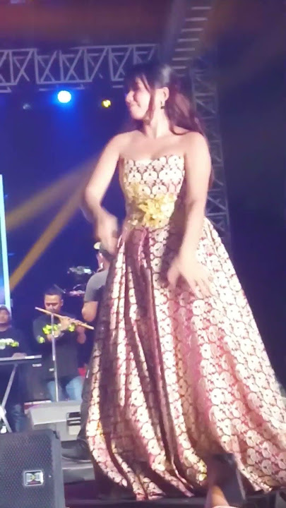 PANDANGAN PERTAMA LUSYANA ADELLA#shorts