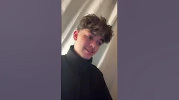 عيونها آلان وأحمد وليد كافر شاف عيونك 