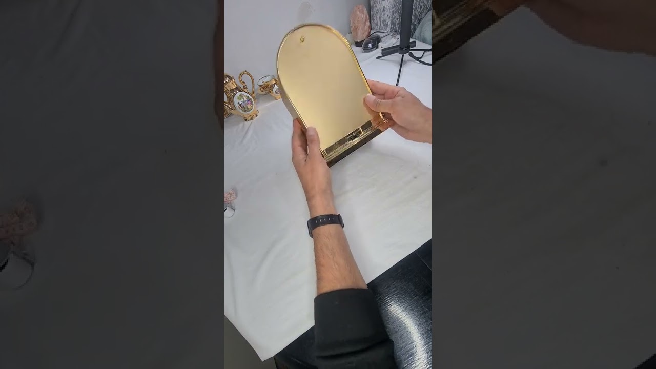 Seiko Desk / Table Quartz Clock Ref. QW 530 A Cal. 28702 Japan Movement Working