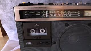 Sony ラジカセ Studio CF 1990 リピート機能 - YouTube