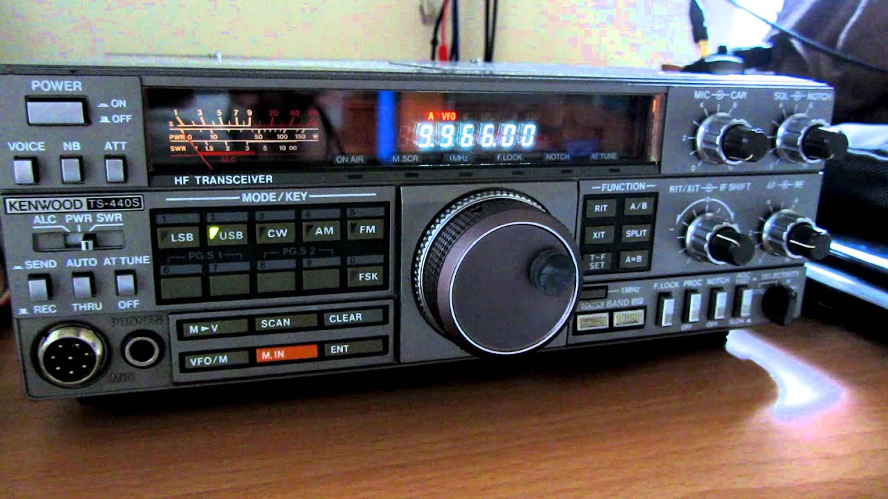 Kenwood TS-440S before VFO#5 fix - YouTube