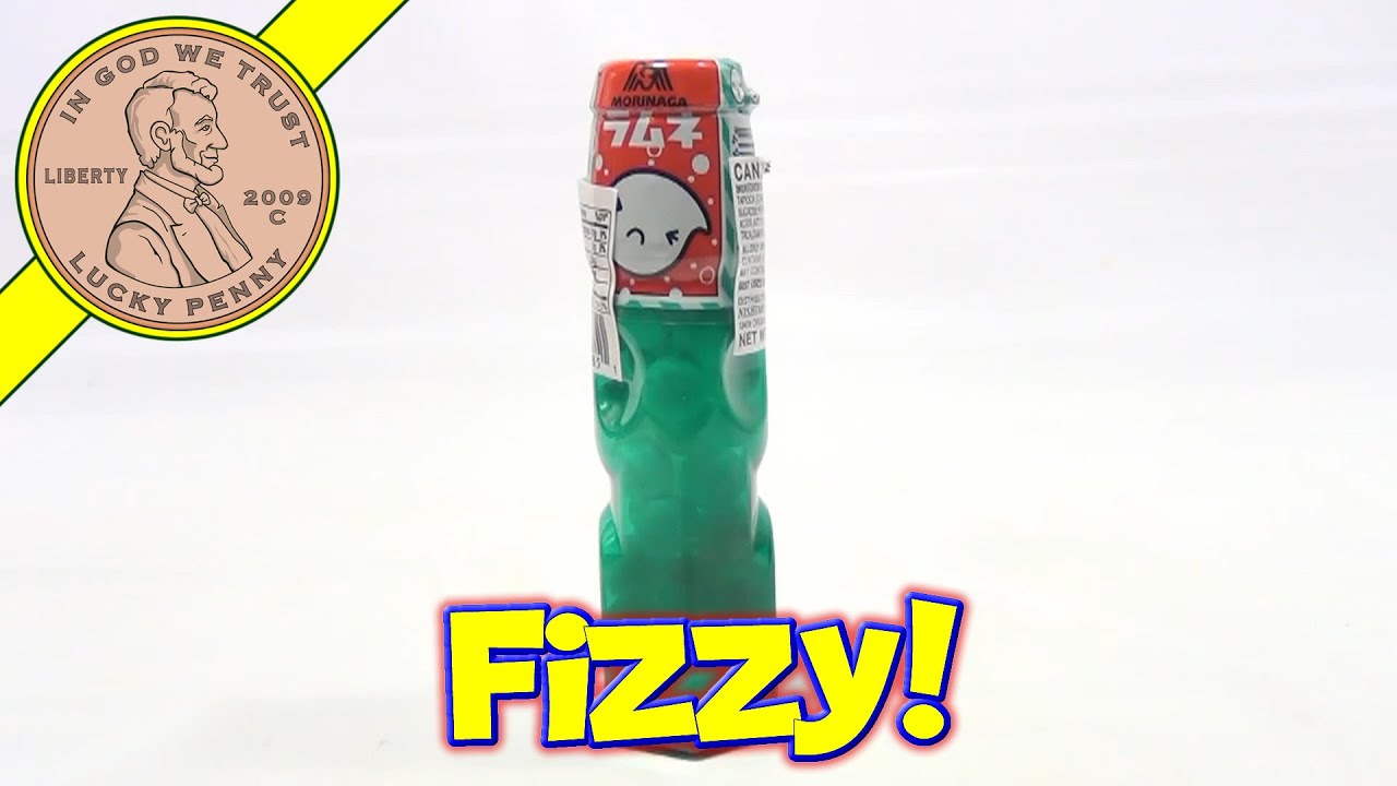 Ramune Soda Fizzy Candy In Mini Green Bottle, Morinaga Japanese Candy & Snack Food Tasting