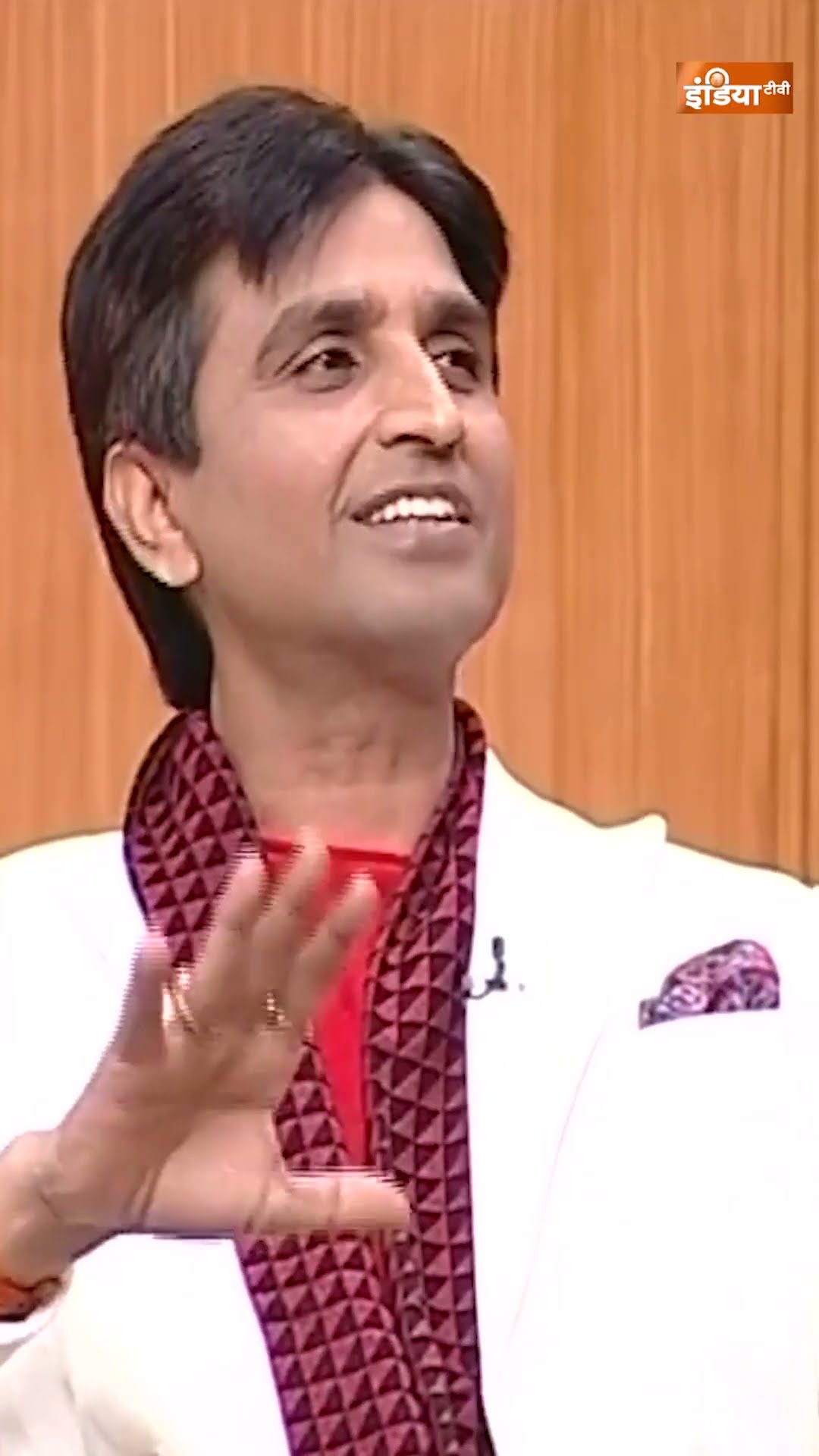 '#aamaadmiparty को लोग आज भी मुझे 'कुमार भैया' कहकर बुलाते हैं' #kumarvishwas #aapkiadalat #kejriwal