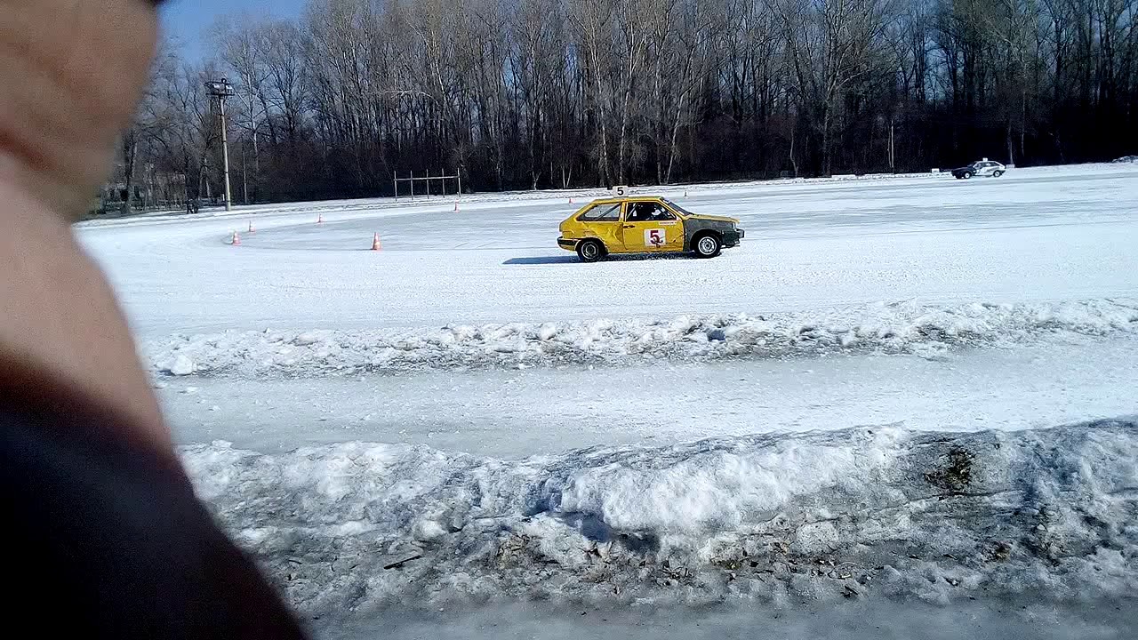 Свободный заезд - YouTube