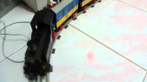 LEGO Train 7710 in 12V track