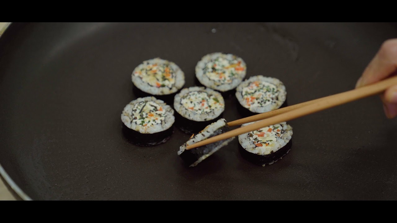 【1145】 How to cook frozen kimbap (English) YouTube