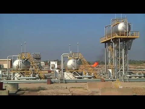 استعدادات قبيل بدء اجتماع لكبار منتجي النفط بالدوحة