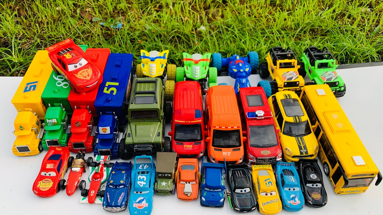 Mobil Mobilan Team McQueen, Ambulans, OffRoad,Dinoco,KingDinoco Cars Toys #9000009