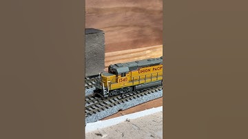 N Scale Atlas GP40-2s #modeltrain #train #modelrailroader