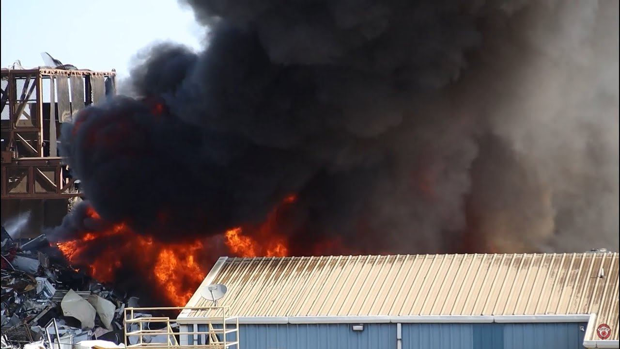 Dallas Fire Rescue: 2nd Alarm Scrap Yard Fire