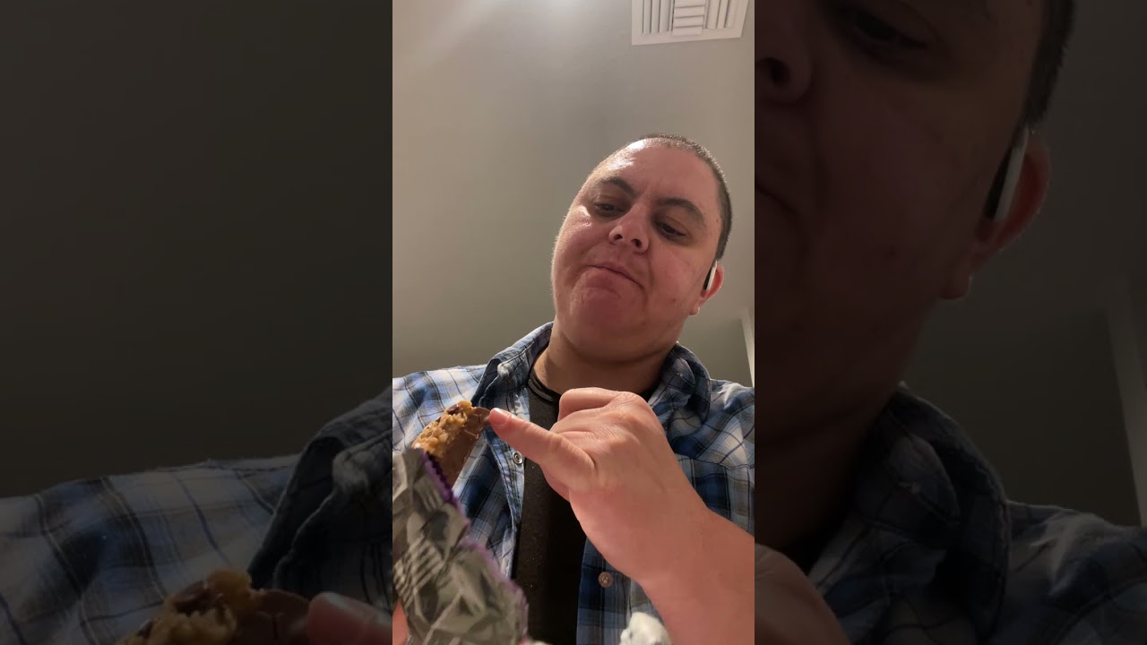 MET-RX Meal Replacement Bars! Chocolate Chip Granola! 3/5 stars..