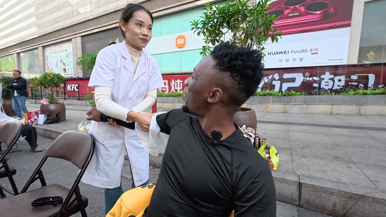 $1 Chinese Street Massage Felt Illegal 😳  | Unreal 1 HOUR Skills!
