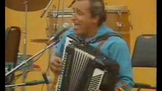 Video thumbnail of "Nicaragua Nicaraguita - Carlos Mejía Godoy"