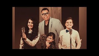 Deus Cuida - Trio R3 e Anderson Freire ( Vídeo Letra )
