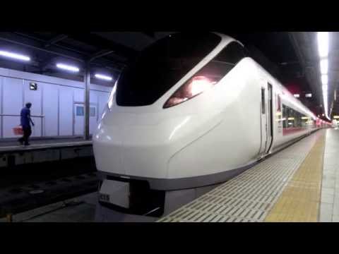 JR東日本 上野駅17番線から特急ときわ87号 高萩行きが発車します。