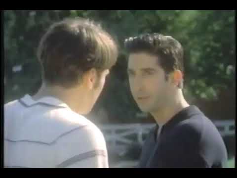 Bésame, tonto — tráiler