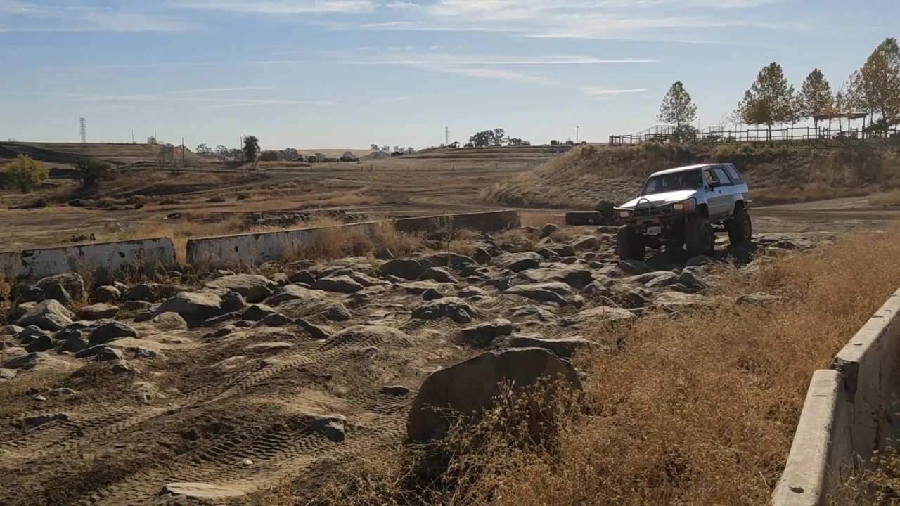1st Gen 4runner at Prairie City OHV, Some flex YouTube